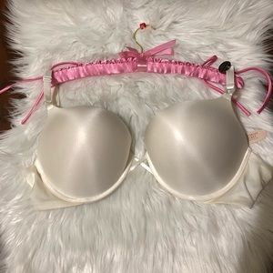 SOLD!! VS Add-2-Cup-Sizes Bombshell Padded Bra